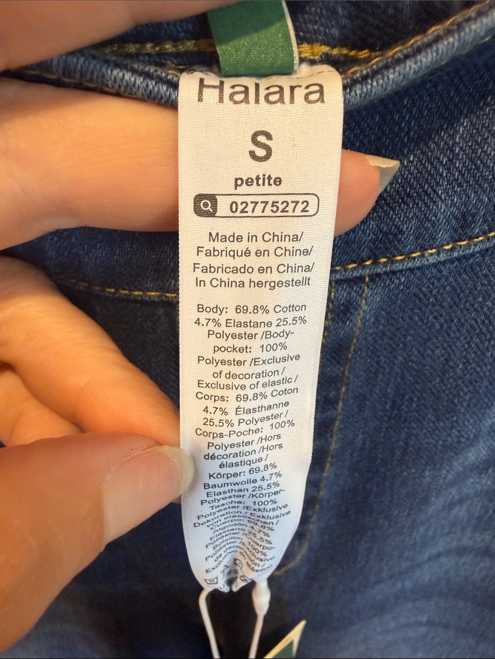 681 NWT Halara Flex Pull On Straight Leg Jeans Petite Small Blue Stretch - Picture 4 of 8